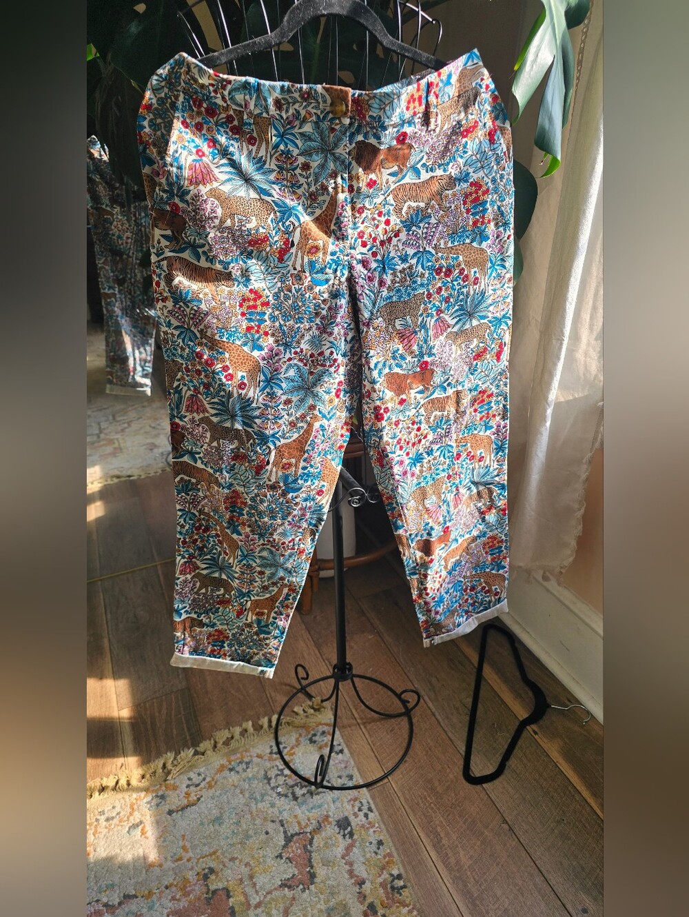 ✨ Talbots Relaxed Chino Pants | Size 8 | Safari Jungle Animal Print